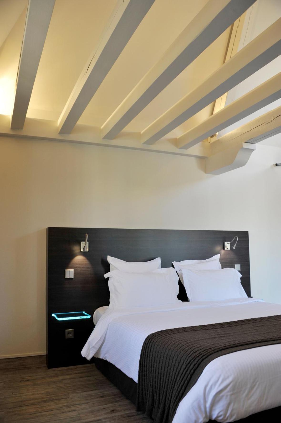Chateau De Champlong Table Hotel **** Golf & Spa Villerest  ภายนอก รูปภาพ