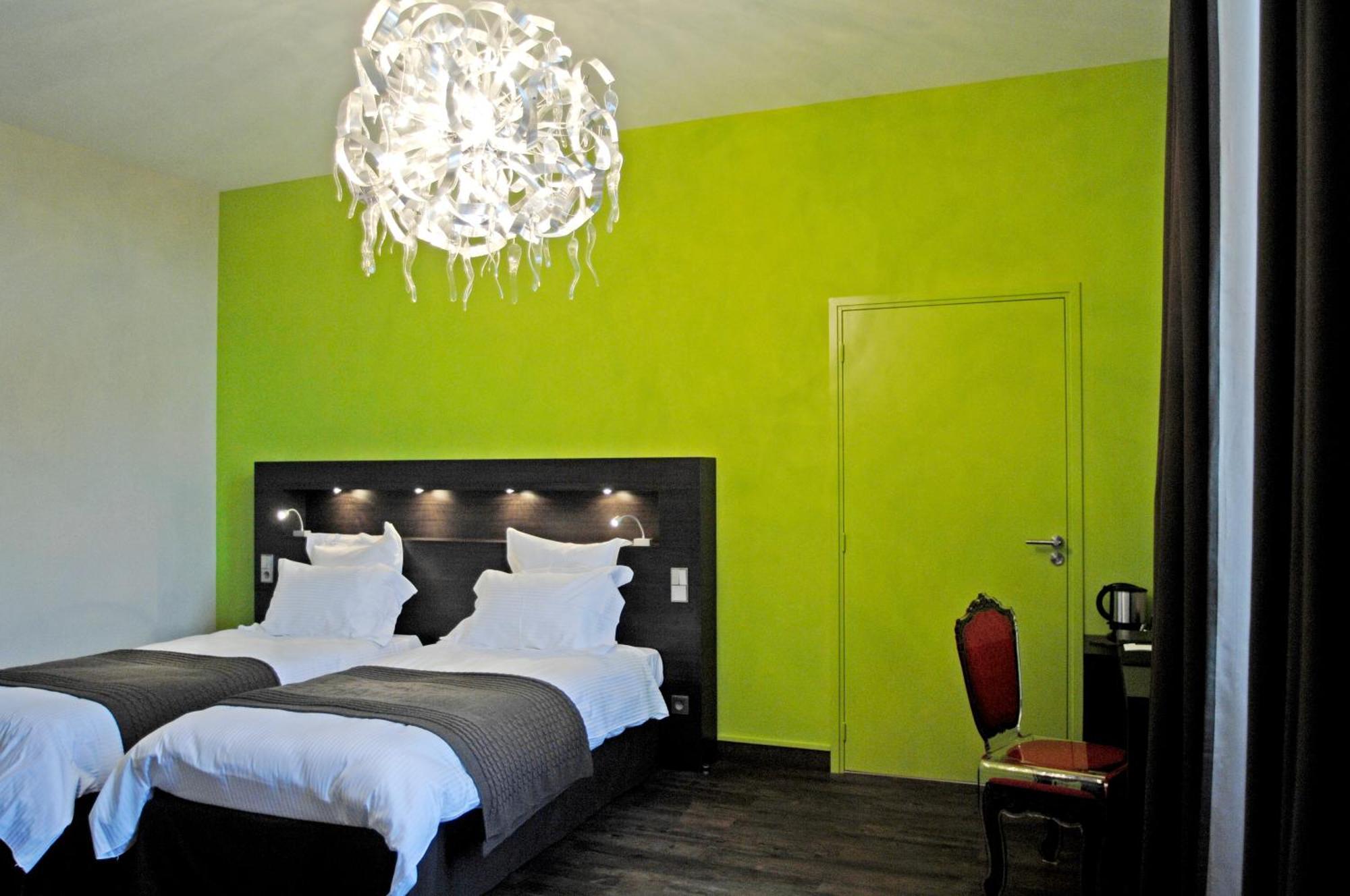 Chateau De Champlong Table Hotel **** Golf & Spa Villerest  ภายนอก รูปภาพ